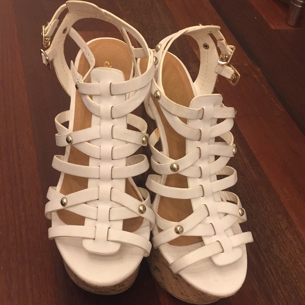 White Wedges never been worn
